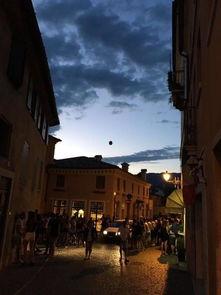 意大利华侨吃瓜视频,异国他乡的乡愁与欢乐